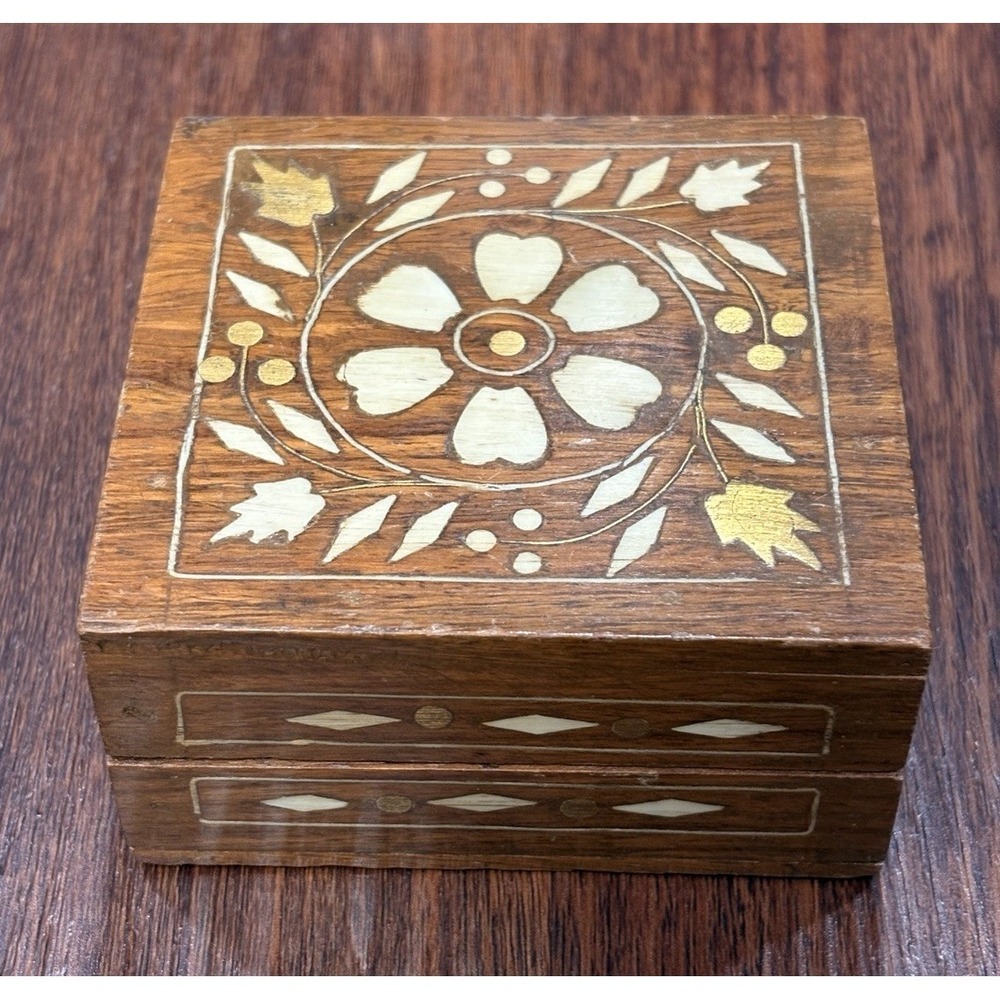 Pier 1 Polished Wooden Trinket Box W/ Brass & White Inlay 3.5"x3.5"x2" India